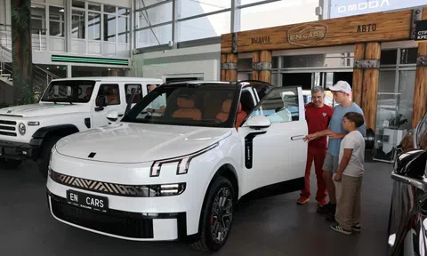 Người Nga chuyển sang sử dụng xe điện Trung Quốc?