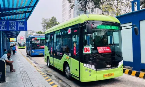 Hơn 834.000 lượt khách đi xe buýt trong 3 ngày đầu TP.HCM miễn phí vé