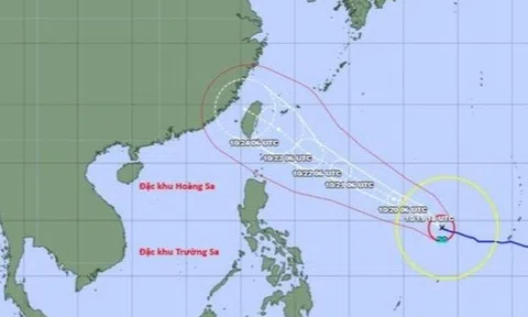 Siêu bão Champi có thể mạnh lên cấp 17, ảnh hưởng thế nào Biển Đông?