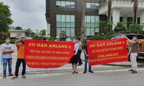 Chung cư của ông lớn BT Nam Cường chuẩn bị bàn giao xuất hiện thấm, nứt tường