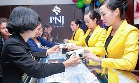 Cổ phiếu PNJ trở lại trong ngày đáo hạn chứng quyền