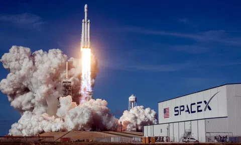 SpaceX của Elon Musk sẽ trở thành tập đoàn 100 tỷ USD