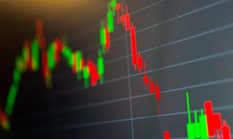 Nhóm bluechips chìm trong sắc đỏ, thị trường tiếp tục đi lùi