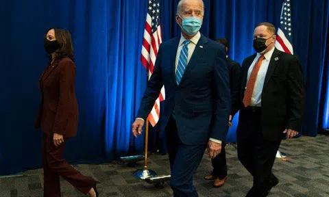 Ông Biden chuẩn bị cho kịch bản chuyển giao chính phủ bị cản trở