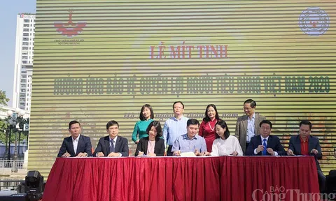 Hà Nội: Mít tinh hưởng ứng quyền người tiêu dùng Việt Nam