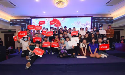 Coca-Cola cùng fan esport hào hứng cổ vũ Chung Kết Thế Giới Tốc Chiến ICONS GLOBAL CHAMPIONSHIP 2022