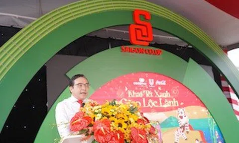 Các hệ thống siêu thị thuộc Saigon Co.op mở cửa từ sáng đến khuya phục vụ người dân mua sắm Tết