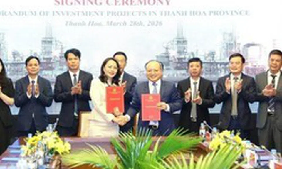 Tập đoàn FLC ký ghi nhớ đầu tư 2 dự án hơn 1 tỉ USD tại Thanh Hóa