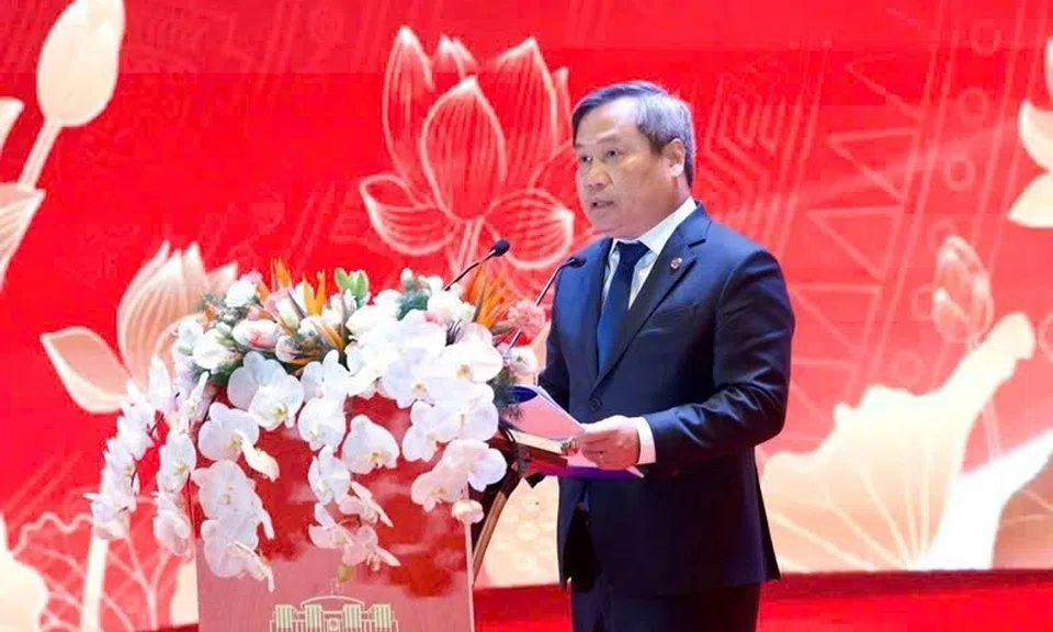 Chủ tịch Hà Nội nói về kế hoạch xây dựng xã, phường XHCN và nhà ở cho thuê