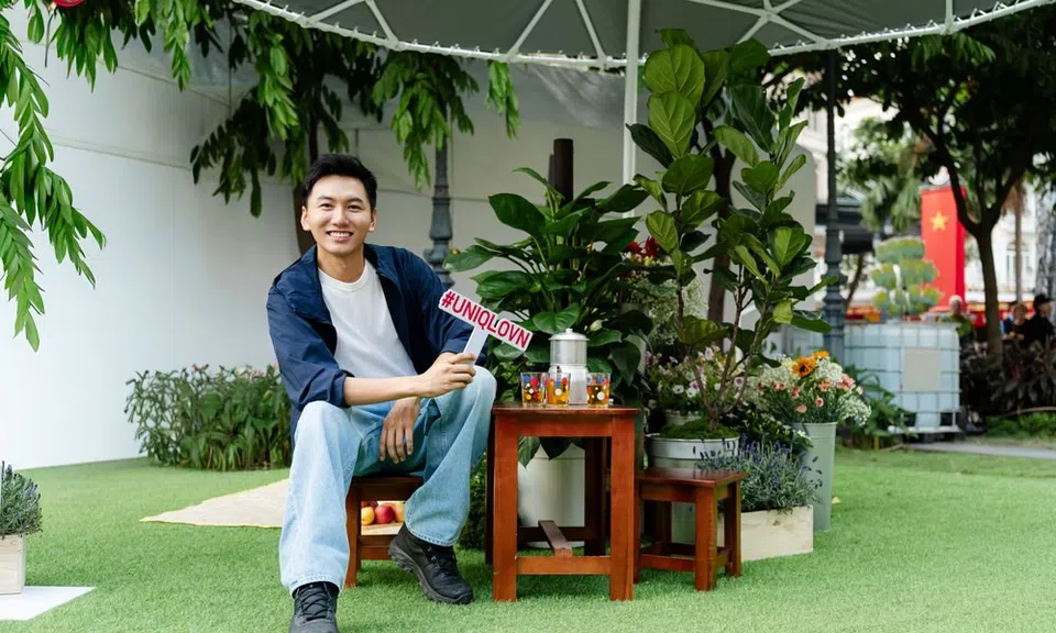 Một ngày theo chân Khoai Lang Thang đón nắng hè rực rỡ