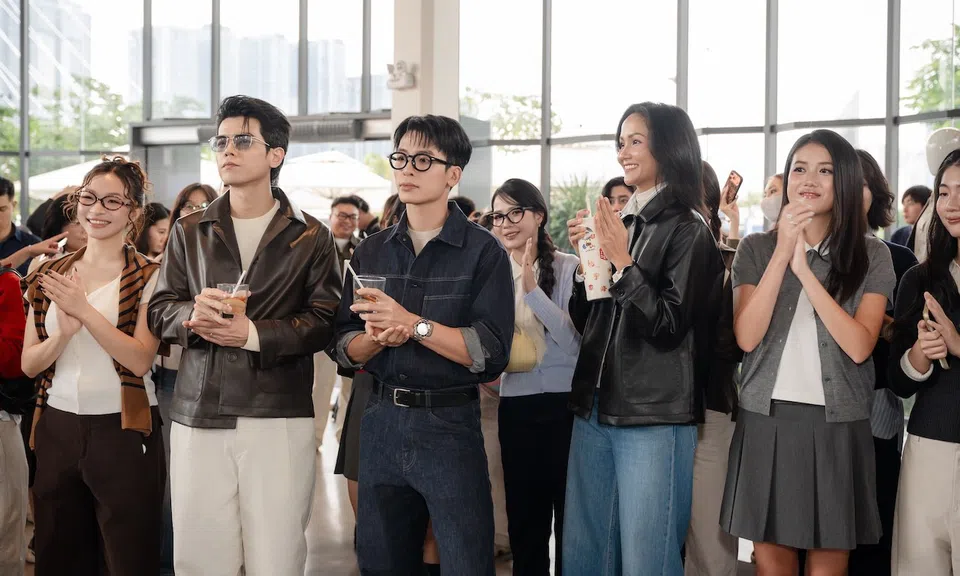 Thơm (Da LAB) và H’Hen Niê yêu thích loạt trang phục thu đông của UNIQLO